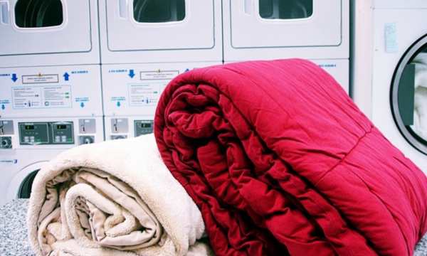 The Complete Guide to Dry Blanket Cleaning